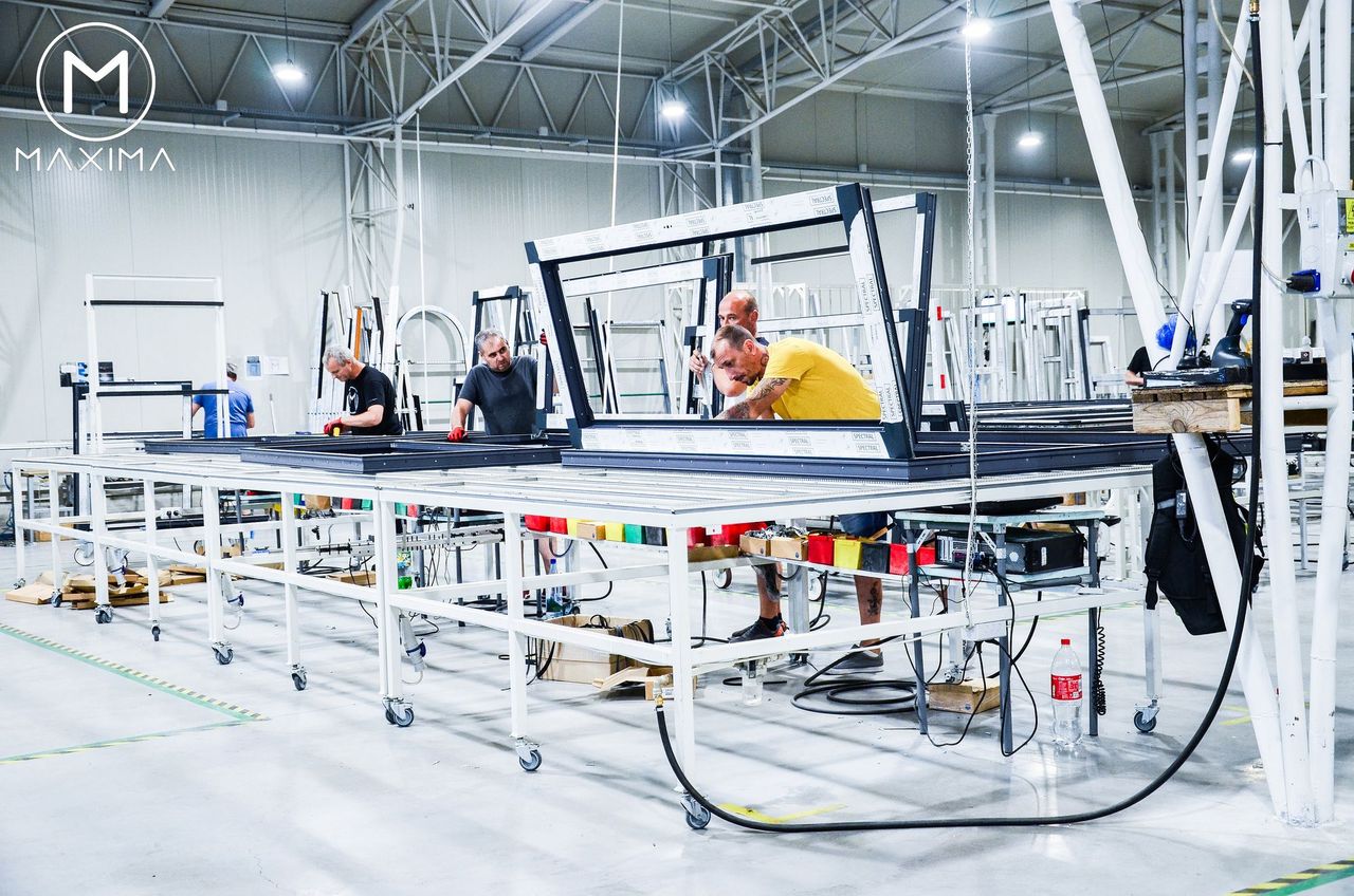 11_02_maxima-profil-nord-ferestre1