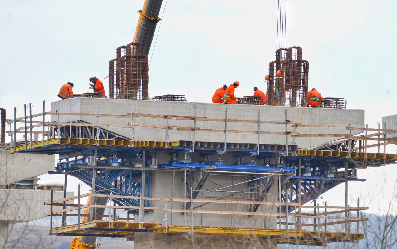 13_01_analiza-pietei-de-constructii-2025-2026-3