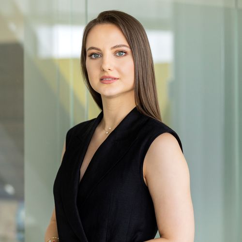 07_04_madalina-damian-ey-romania_2