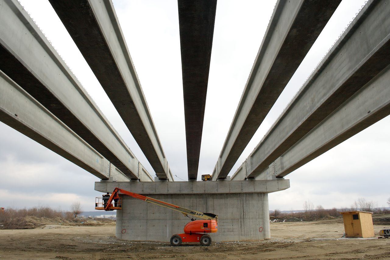 10_03_straco-holding-constructii-infrastructura-rutiera_3