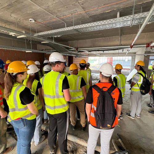 Cine va construi România peste 10 ani? Investiția în viitorii ingineri începe din facultate