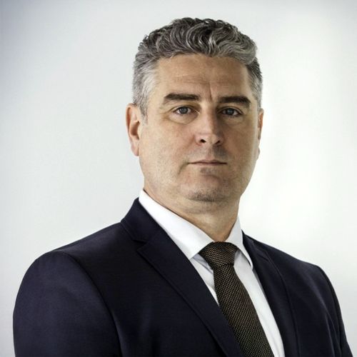 21_01_investitorii-romani-lideri-pe-piata-de-imobiliare-2025_1