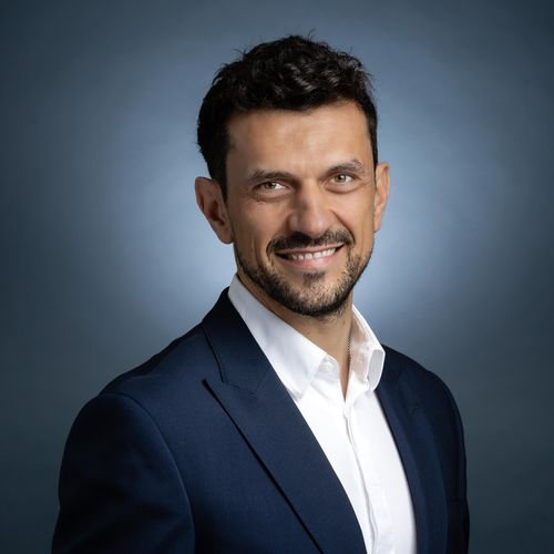 28_01_scaderea-tranzactiilor-cu-terenuri-si-orientarea-spre-loc_p75264