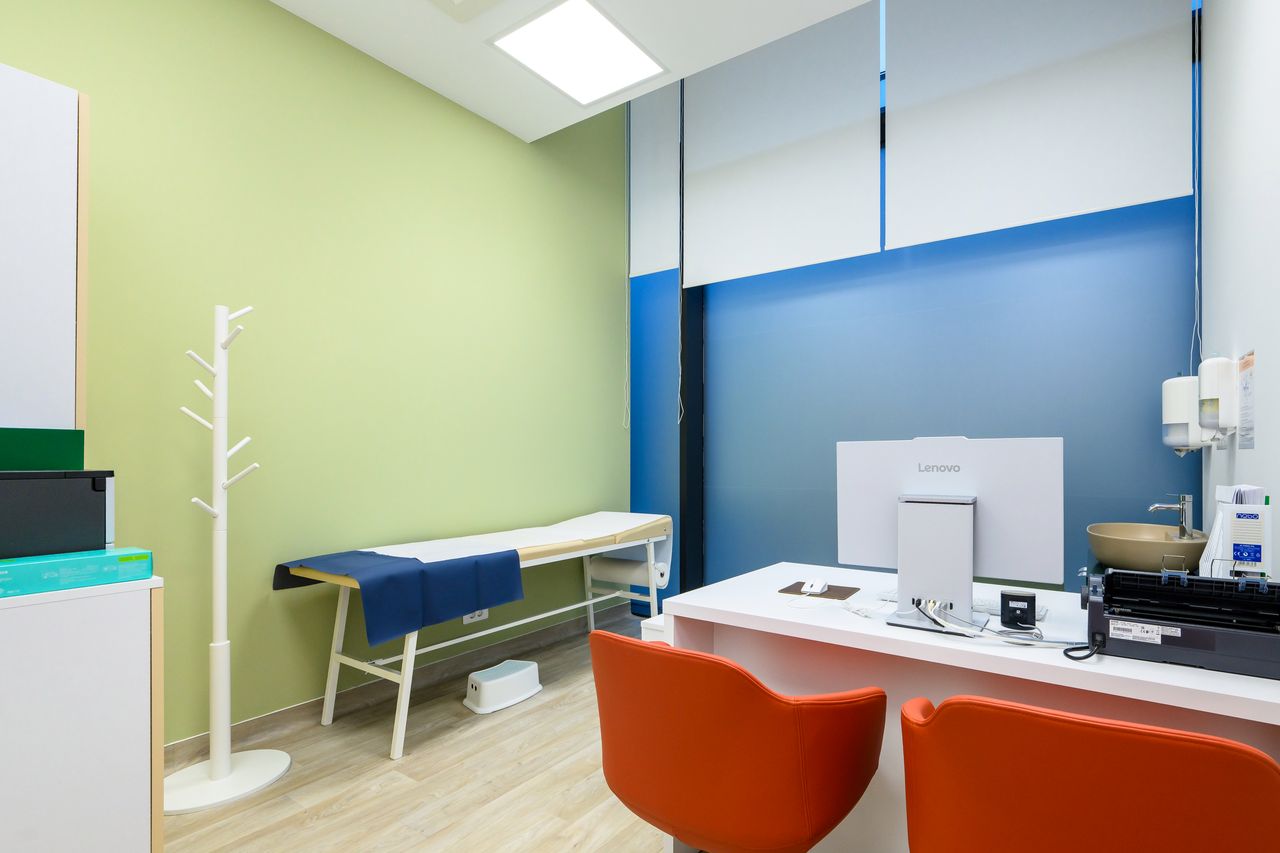 19_06_roof-architecture-proiecte-medicale-private_4