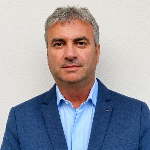 Colegiul Geodezilor: Criza ANCPI riscă să provoace falimente și să blocheze investițiile