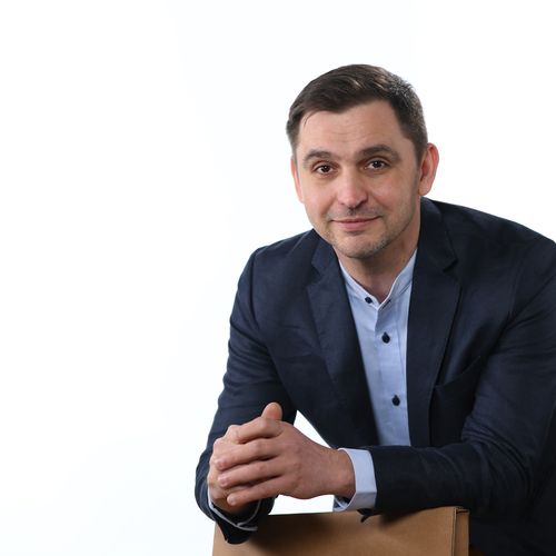 17_03_casa-modulara-carton