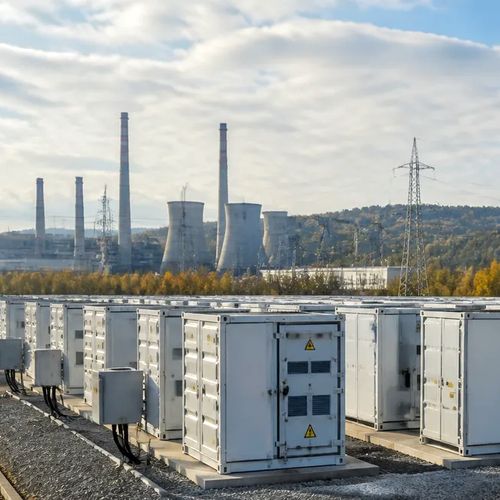 TÜV, EnergoBit, Tractebel și CIGA licitează SF pentru sistemul BESS de 950 MW al CCGT