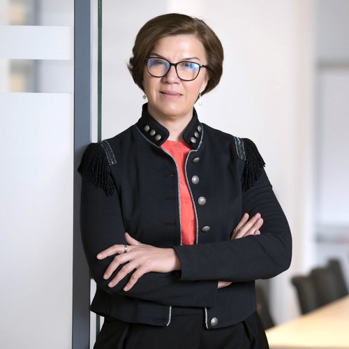 ACUE: Rețelele de distribuție au nevoie de dublarea investițiilor