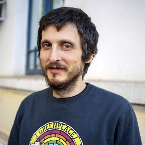 GREENPEACE: România trebuie să treacă la un sistem energetic descentralizat și flexibil