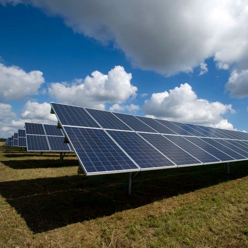 Dama Solar de 1,2 GW din Arad, avizat ANRE: Resolv Energy poate începe construcția