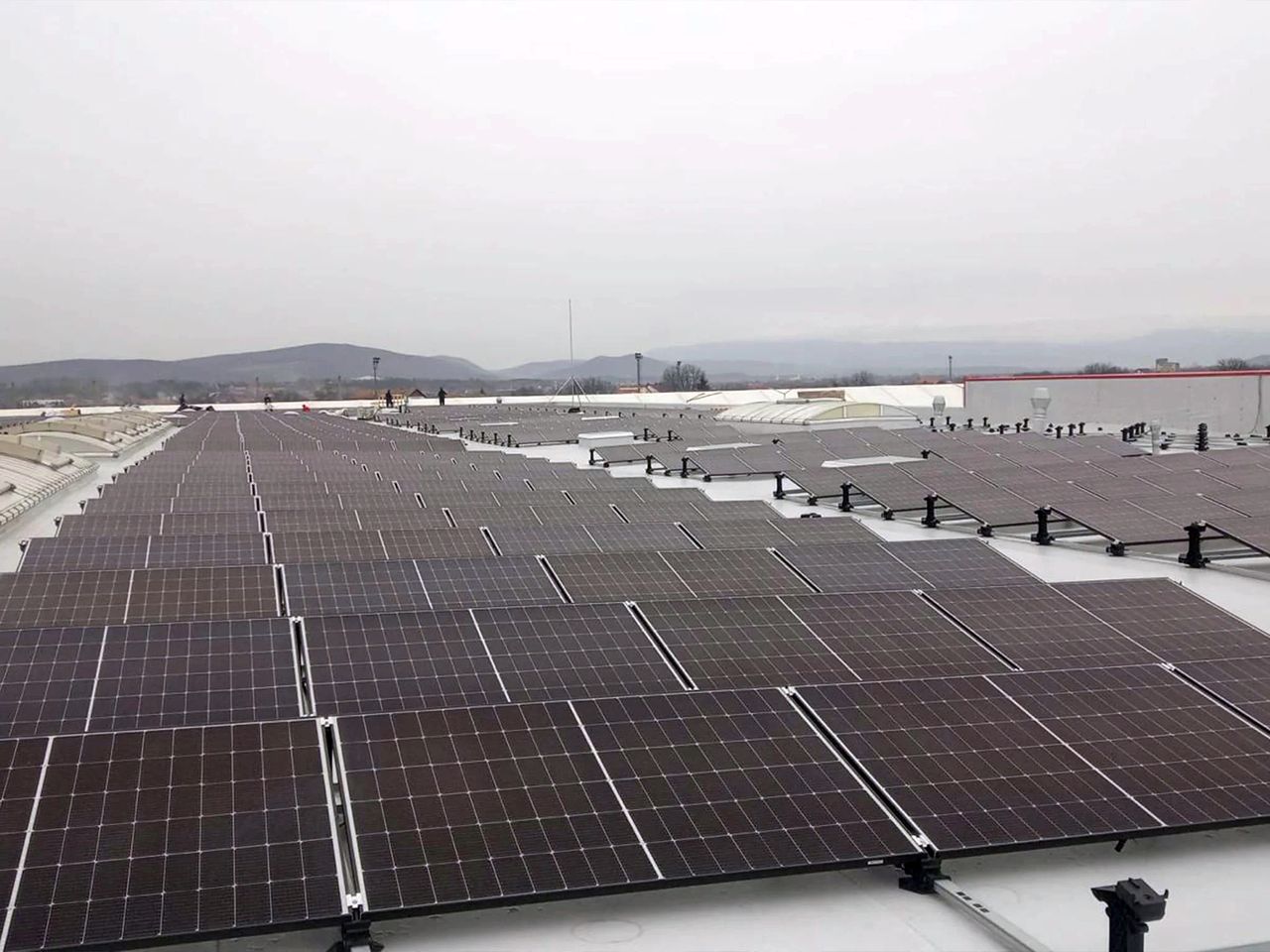 18_02_levente-toth-veltol-holding-investitii-in-sisteme-fotovol_p38965