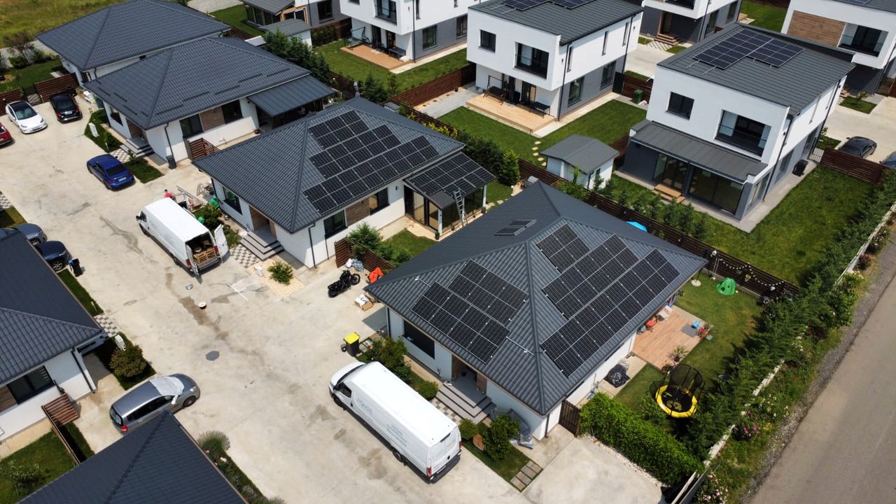 26_08_romsir-sisteme-fotovoltaice-comerciale_2