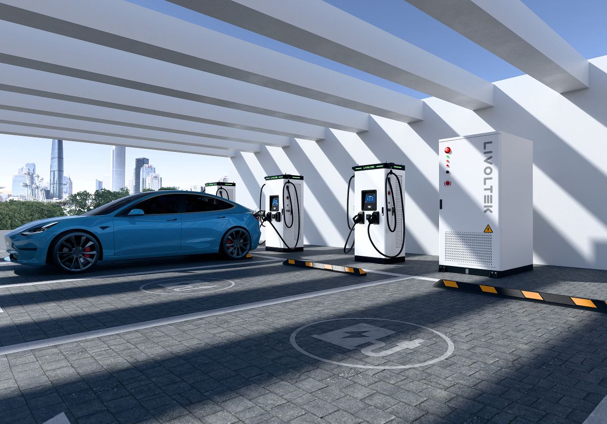 28_04_baterii-de-stocare-livoltek_2