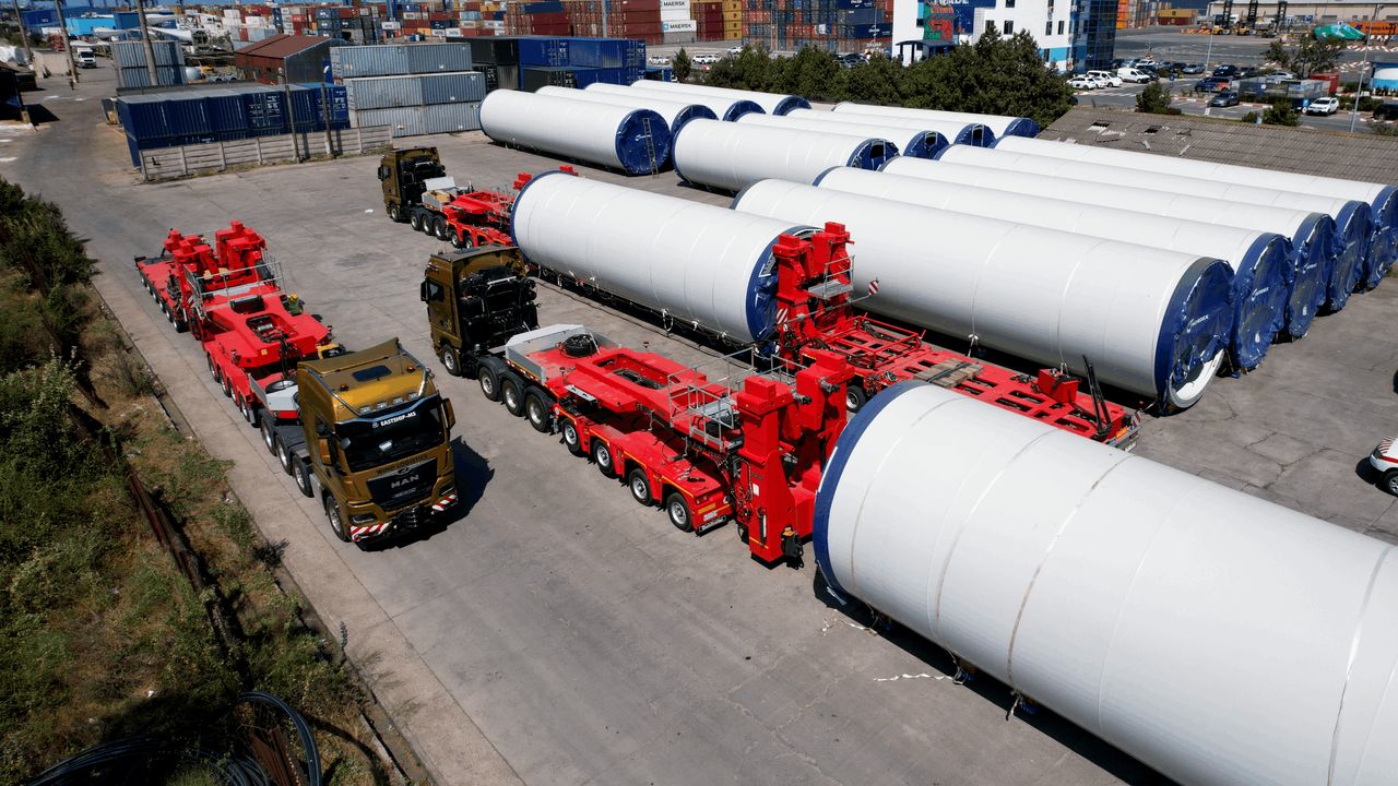 30_09_eastship-ms-transporturi-agabaritice-turbine-eoliene_2