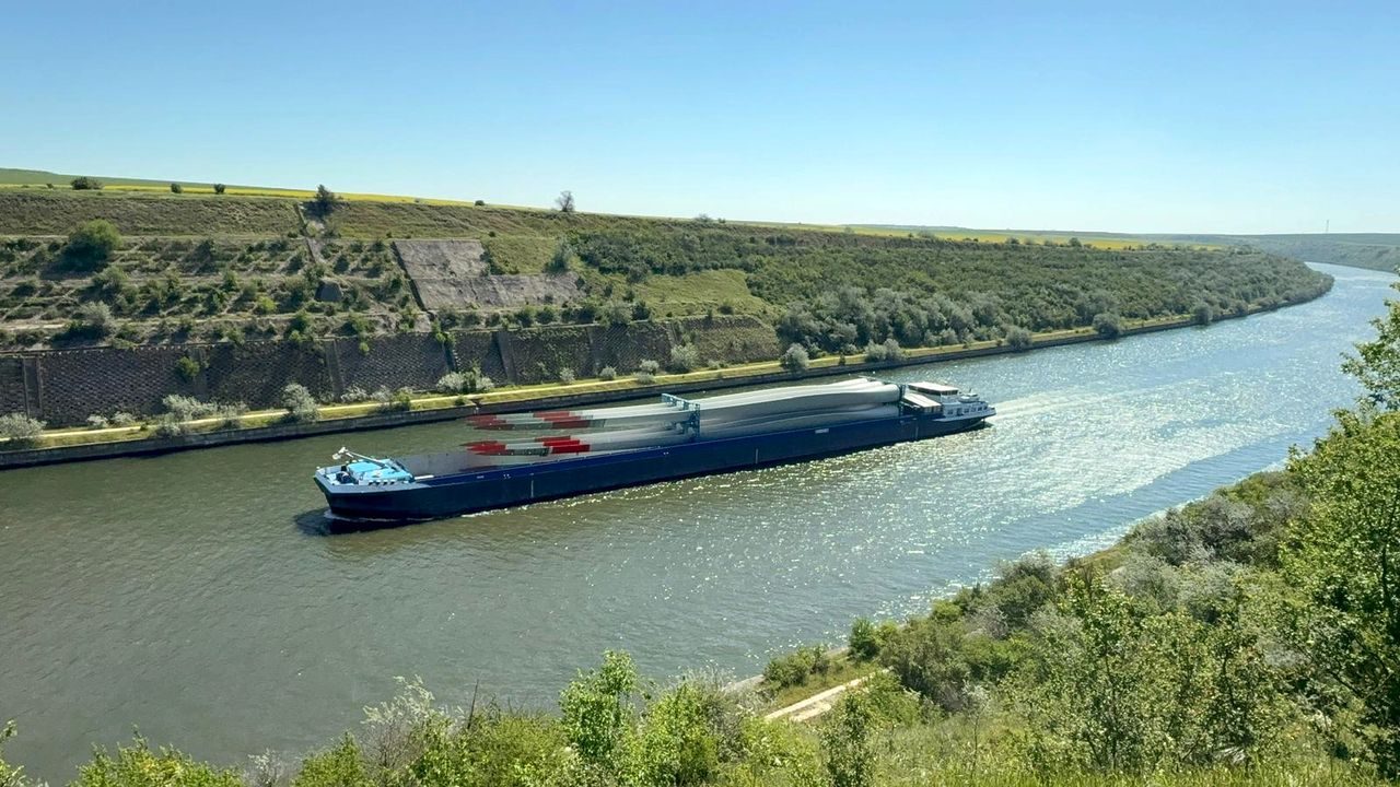 30_09_eastship-ms-transporturi-agabaritice-turbine-eoliene_3