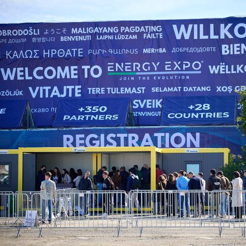 Energy Expo 2026 a atras peste 5.000 de vizitatori în prima zi la ROMAERO București