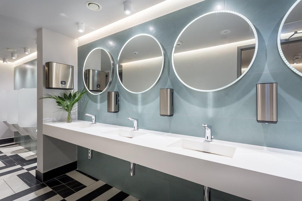 03_02_solutii-integrate-pentru-bai-horeca-din-material-compozit_p28735