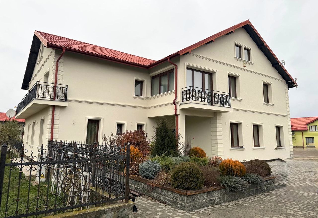 04_03_fdp-producator-roman-de-detalii-arhitecturale-si-profile-_p21269