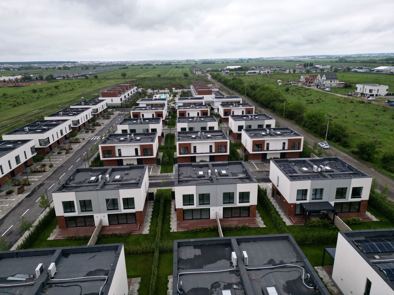 05_03_extinderea-capacitatii-de-productie-a-placilor-pir-thermo_p96416