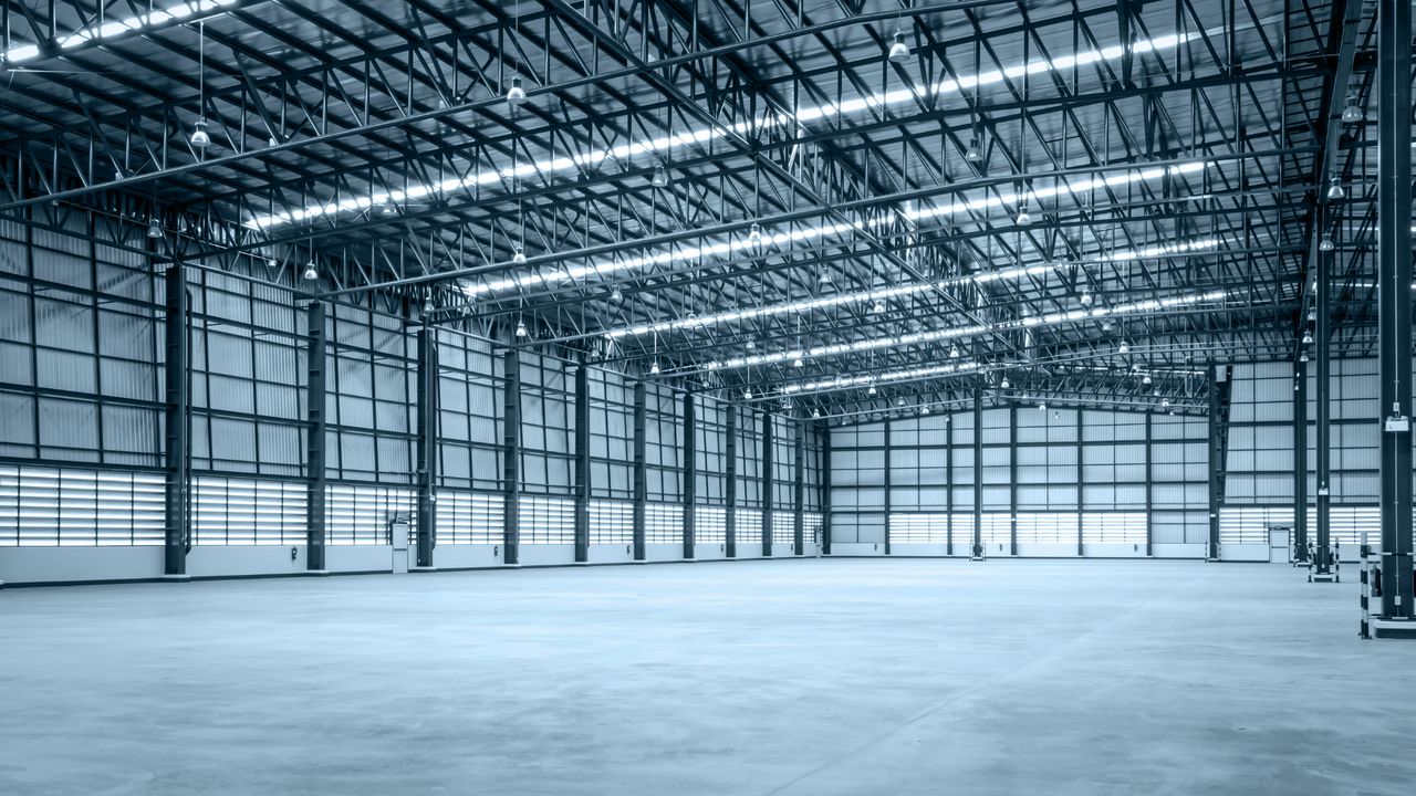 12_01_impozitul-pe-cladiri-comerciale-creste-pretul-materialelo_p91479