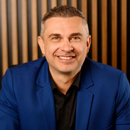 Solar Art: Iluminatul industrial inteligent poate reduce consumul de energie cu până la 85%