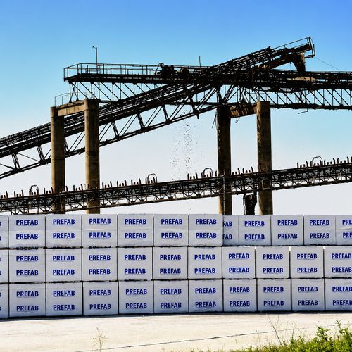 PREFAB S1 2026: Litigiu câștigat în primă instanță, cash-flow pozitiv și modernizare