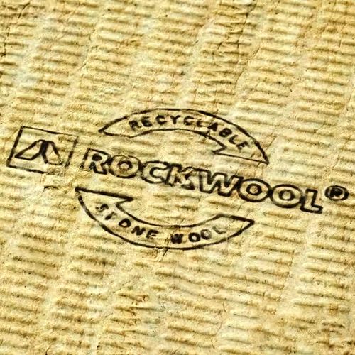 ROCKWOOL preia fabrica Ravago din Ungaria: Producție de 40.000 tone de vată minerală/an