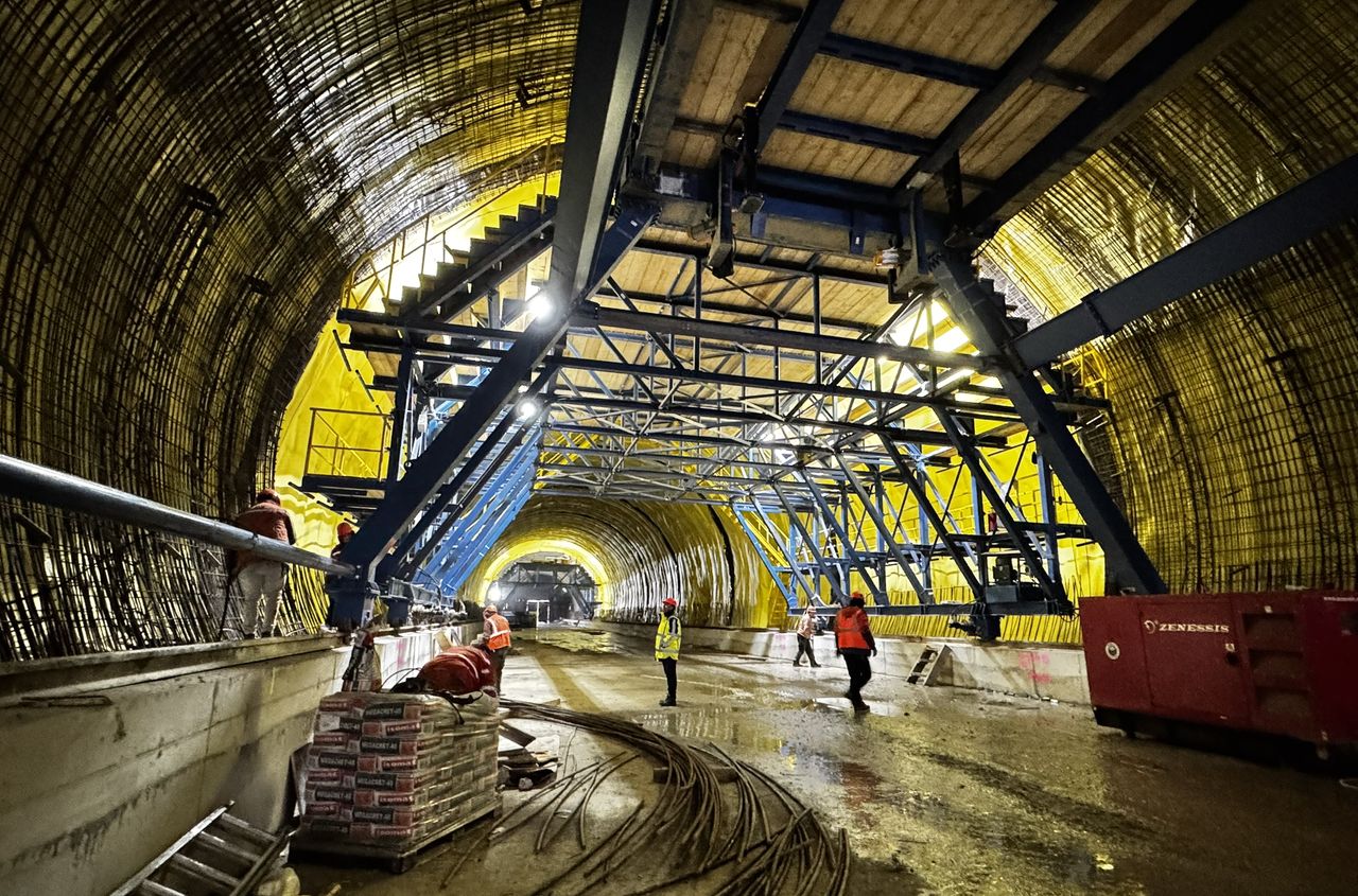 05_03_autostrada-a1-margina-holdea-1