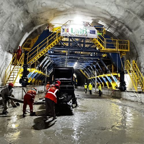 05_03_autostrada-a1-margina-holdea