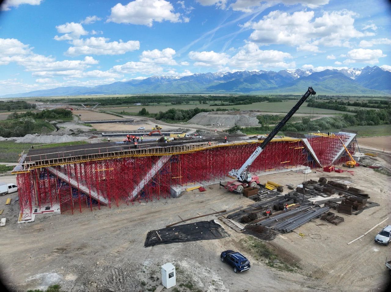 16_06_autostrada-sibiu-pitesti-santier-1