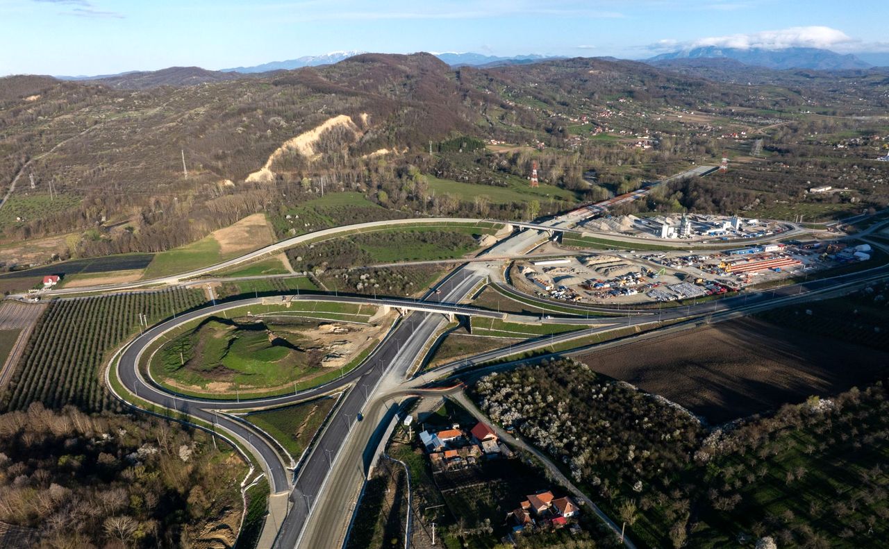 21_04_stadiul-lucrarilor-autostrada-sibiu-pitesti-2026-1