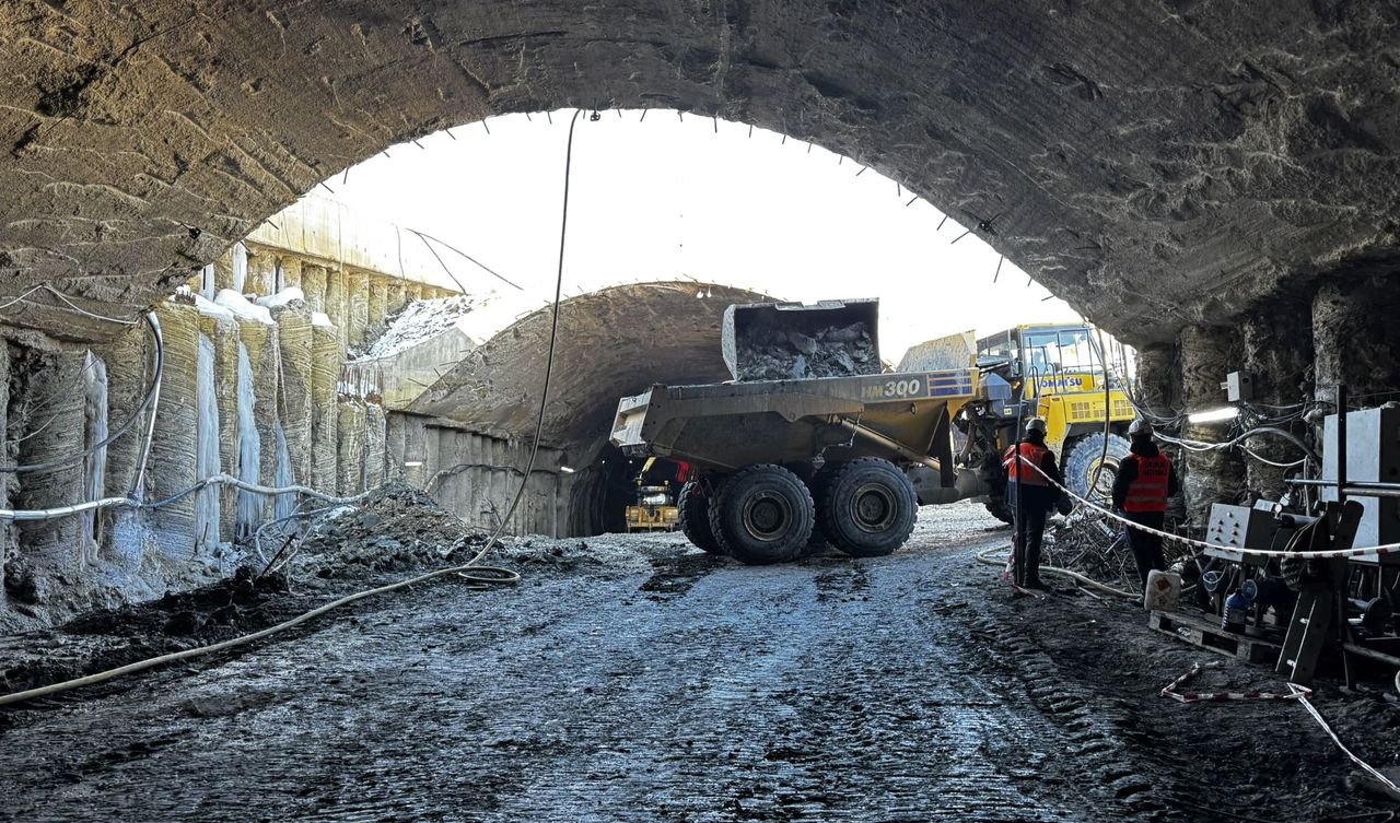 23_01_a1-margina-holdea-2