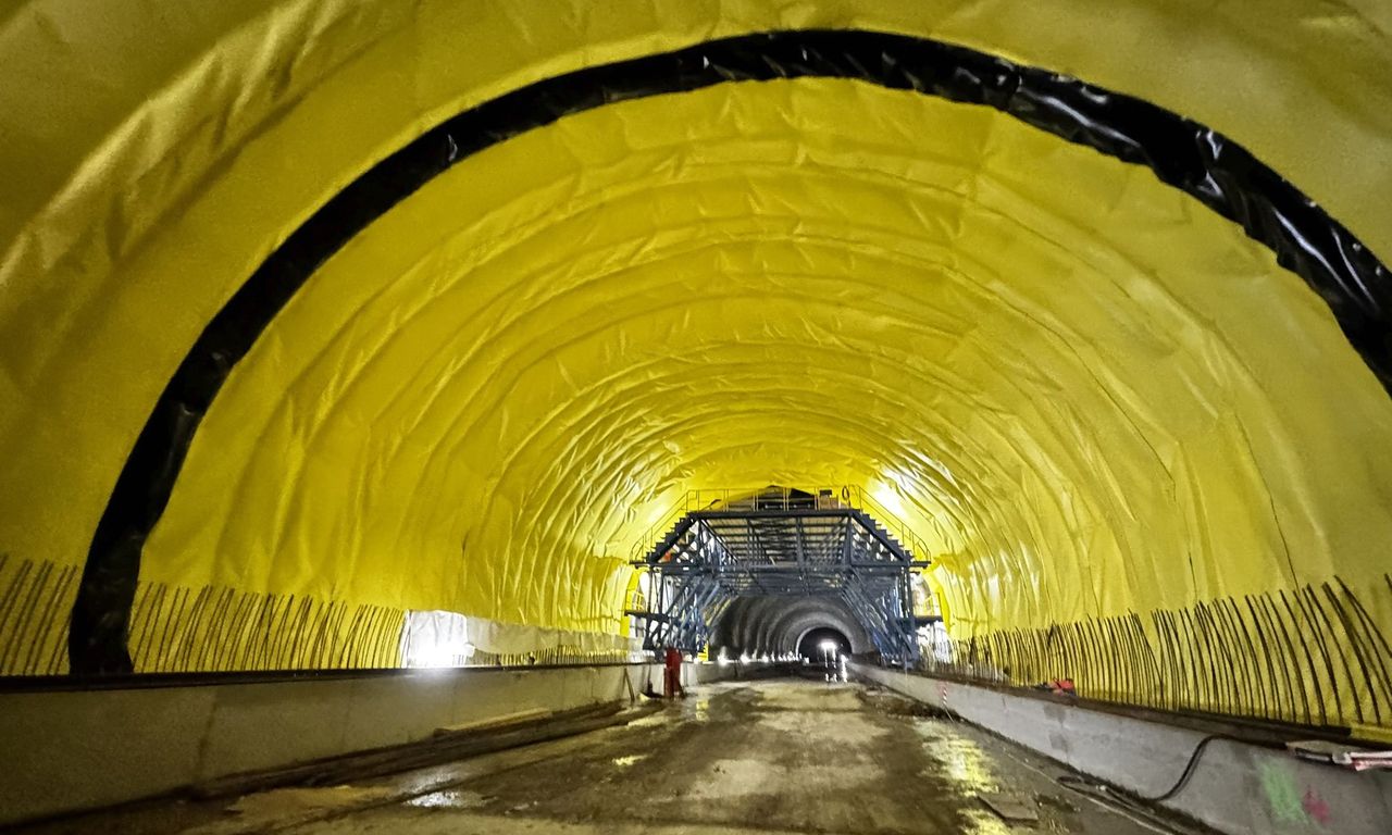 23_01_a1-margina-holdea-3