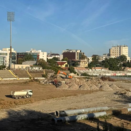 DINAMO: Mobilizare majoră pentru piloți forați și infrastructura noii arene