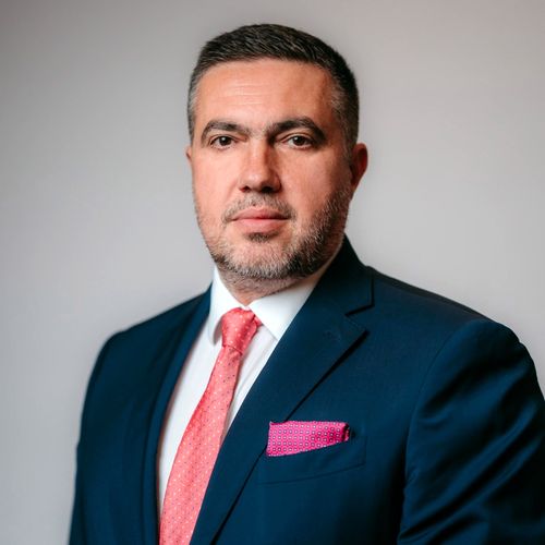 12_02_cosmin-savu-cristescu-redport-finantare-proiect-rezidenti_p46809