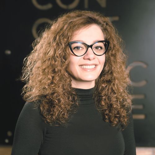 14_01_centrul-cultural-favorit-alexandra